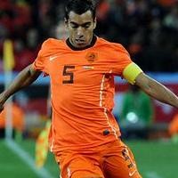 Van Bronckhorst Mudik ke Indonesia