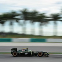 Malaysia Kembali Jajaki Rencana Balapan Malam