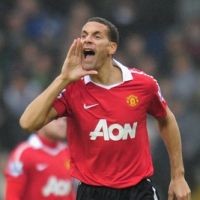 Puji Wasit Pengusir Van Persie, Ferdinand Dikecam Fans Arsenal