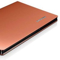 Lenovo Andalkan Notebook Stylish dan Bertenaga