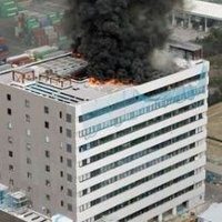 Gempa Besar, Banyak Perusahaan Besar di Jepang Stop Operasi