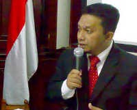 Tifatul: Info Wikileaks Itu Kayak Biji Kedondong