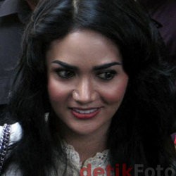 Jelang Nikah, KD & Raul Datangi Polda Metro Jaya