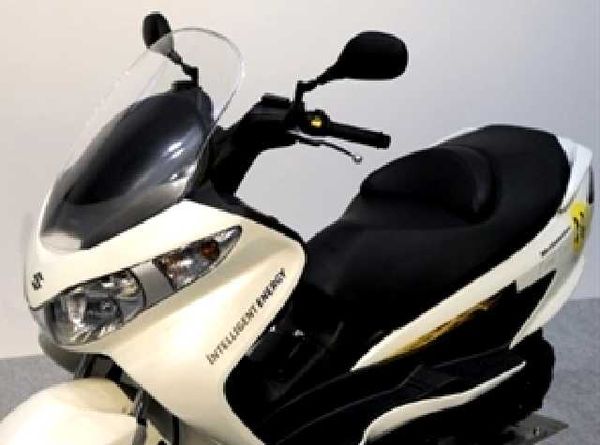 Suzuki Berbahan Bakar Hidrogen