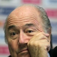 Blatter Ingin Kompetisi di Indonesia dalam Satu Atap