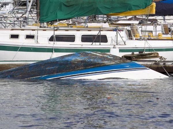Tsunami Terjang California