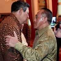 SBY Sulit Menghukum Golkar dan PKS