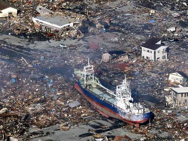 Wajah Jepang Pasca Gempa