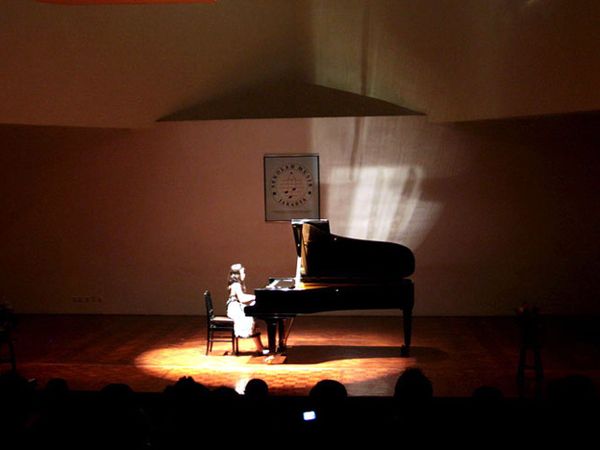 Konser Musik Klasik untuk 200 Tahun Franz List