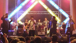 Reuni Boyband Veteran di Zona Memori Menampilkan para idola masa lalu Coboy, ME,