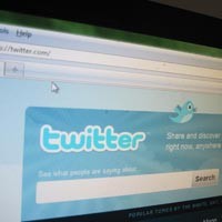 Memfitnah di Twitter, Politisi Didenda Rp 42 Juta