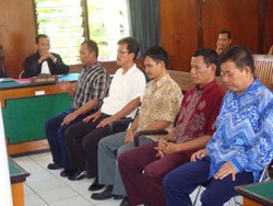 Sipir Penganiaya Napi Sawon Dituntut 3-4 Tahun Penjara