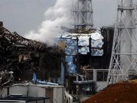 Reaktor Nuklir Fukushima Hancur