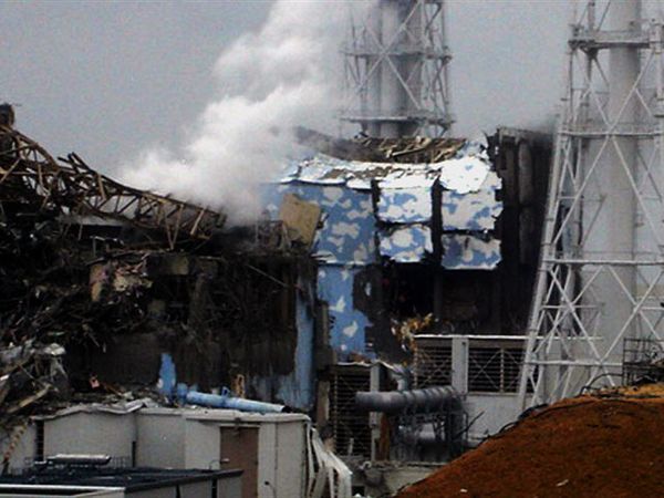 Reaktor Nuklir Fukushima Hancur