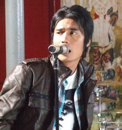 Charly ST12 Izinkan Istri Duet dengan Lelaki Lain