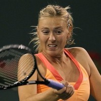 Sharapova Pulangkan Safina, Roddick Terus Maju