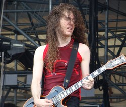 Marty Friedman Ex-Megadeth Lelang Gitar untuk Korban Bencana Jepang