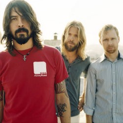 Foo Fighters Konser Amal untuk Gempa Selandia Baru