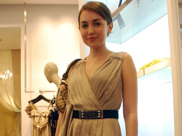 Si Manis Rianti Cartwright