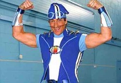 Superhero Sportacus Jadi Simbol Melawan Kegendutan pada Anak