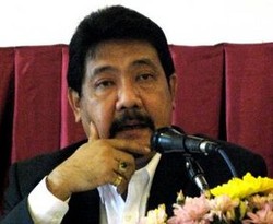 Gegana Akhirnya Ledakkan Paket Mencurigakan untuk Hendardi