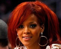 Potong Rambut Buat Hidup Rihanna Berubah