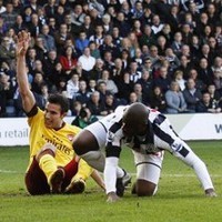 Van Persie Selamatkan Arsenal