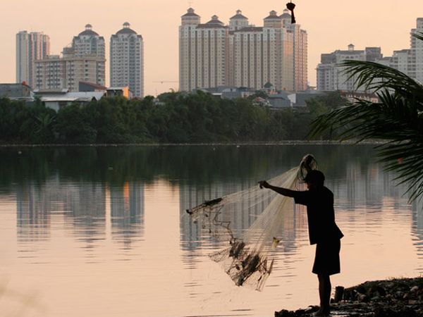 Senja Merona di Langit Kemayoran
