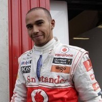 Hamilton Bantah Akan Tinggalkan McLaren