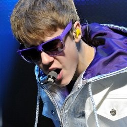 Promotor Janji Tak Undur Lagi Penjualan Tiket Justin Bieber