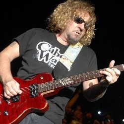 Eks-Vokalis Van Halen Ngaku Pernah Diculik Alien