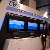 ZTE Raup Pendapatan USD 10,6 Miliar