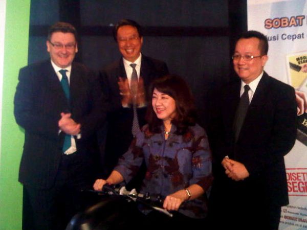 FIF Jalin Kerja Sama dengan Bank Permata