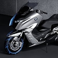 BMW Uji Coba Skuter Baru