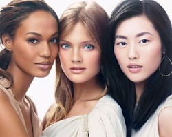3 Top Model Multi Ras Bintangi Iklan Estee Lauder