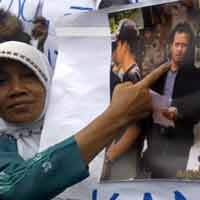 Keinginan Warga Gununganyar Bertemu Agus di Gedung DPRD Gagal