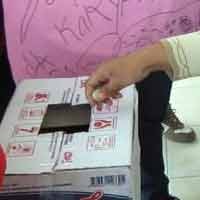 Mahasiswa UM Galang Koin untuk Pusat Dokumentasi Sastra