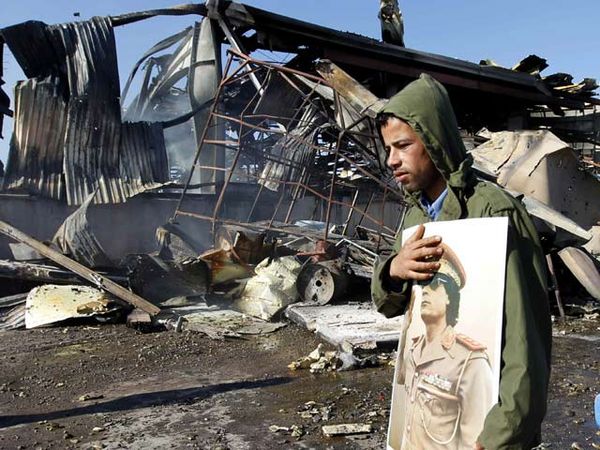 Fasilitas AL Libya Hancur Diserang Koalisi