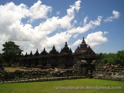 Kerukunan Agama di Candi Plaosan 