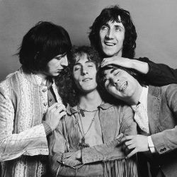 Pete Townshend Menyesal Jadi Personel The Who