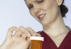 Kurang Minum Bikin Bau Urine Tak Sedap