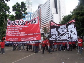 Suporter Serbu GBK, Tuntut Perubahan PSSI