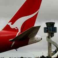 Muncul Asap di Kabin, Pesawat Qantas Tujuan Perth Berbalik Arah
