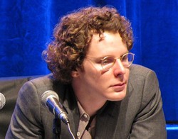 Pendiri Napster Berencana Membeli Warner Music Group