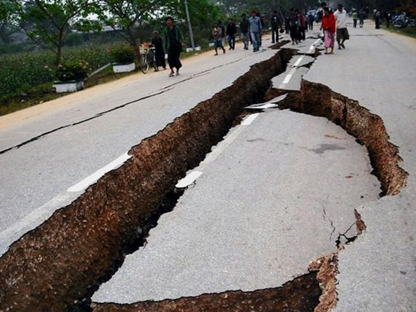 Kerusakan Gempa Myanmar