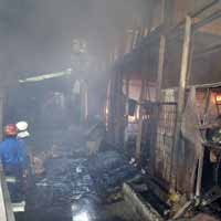 Pabrik di Karangpilang Terbakar, Empat Saksi Diperiksa Polisi