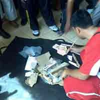 Paket Mencurigakan Diledakkan di Depan Polsek Pabean Cantikan