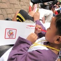 Papa...Jangan Nge-SMS Sambil Nyetir