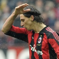 Skorsing Berkurang, Ibra Tetap Absen di Derby Milan