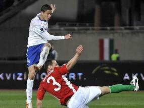 Belanda Bermain Bak Barcelona